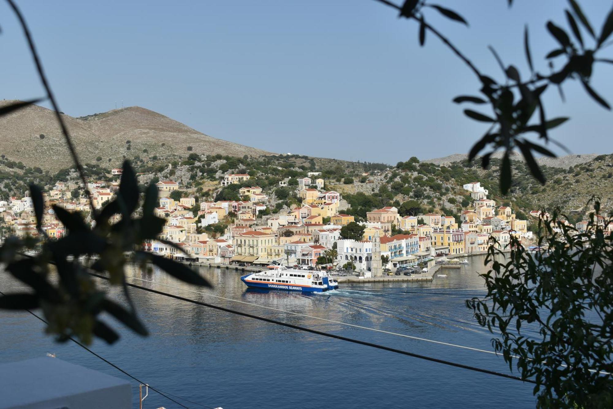 Marea Studios Symi Exterior foto
